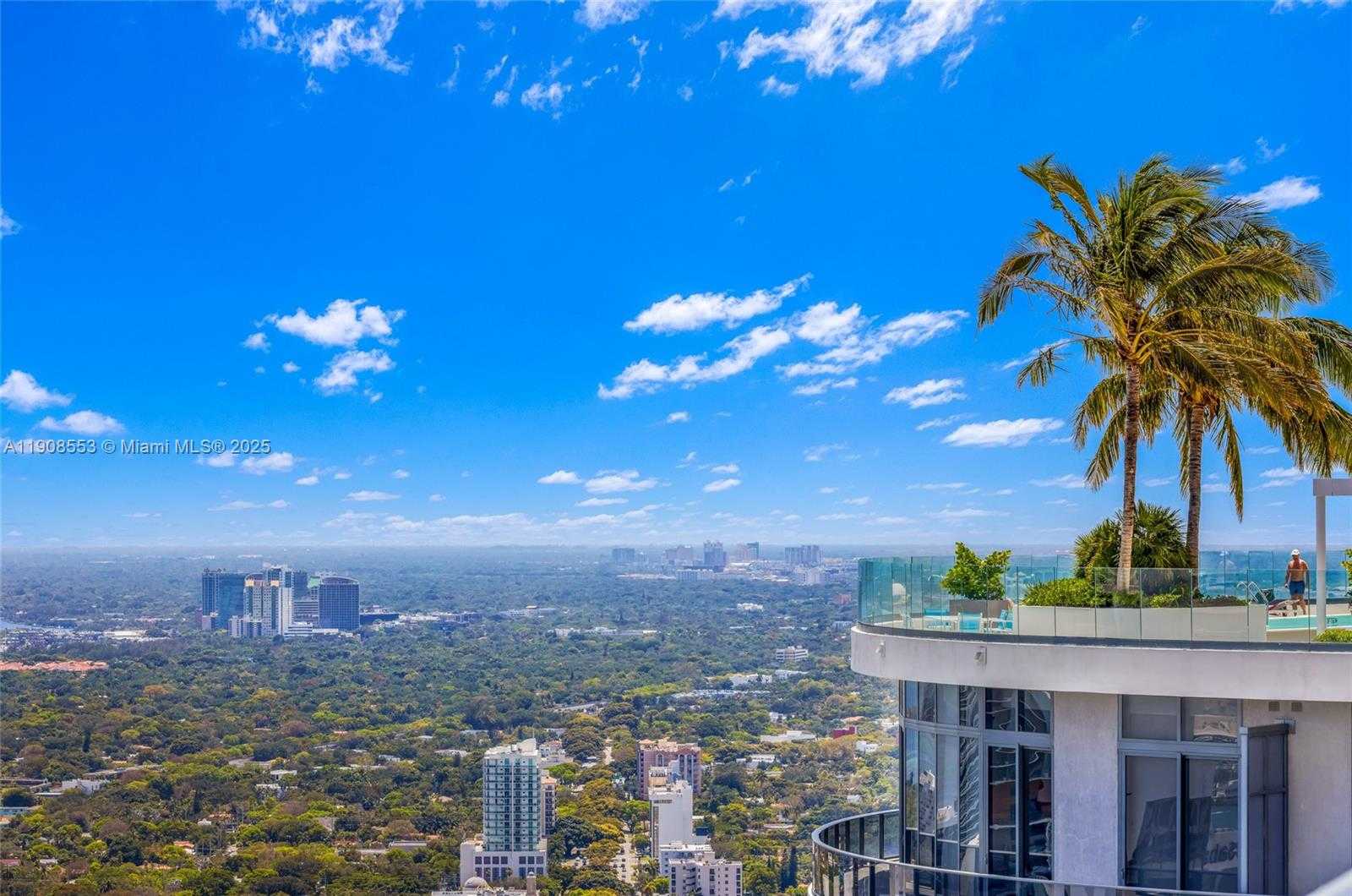 Small Image of 801 SOUTH MIAMI AVE #5204, Miami Number 31