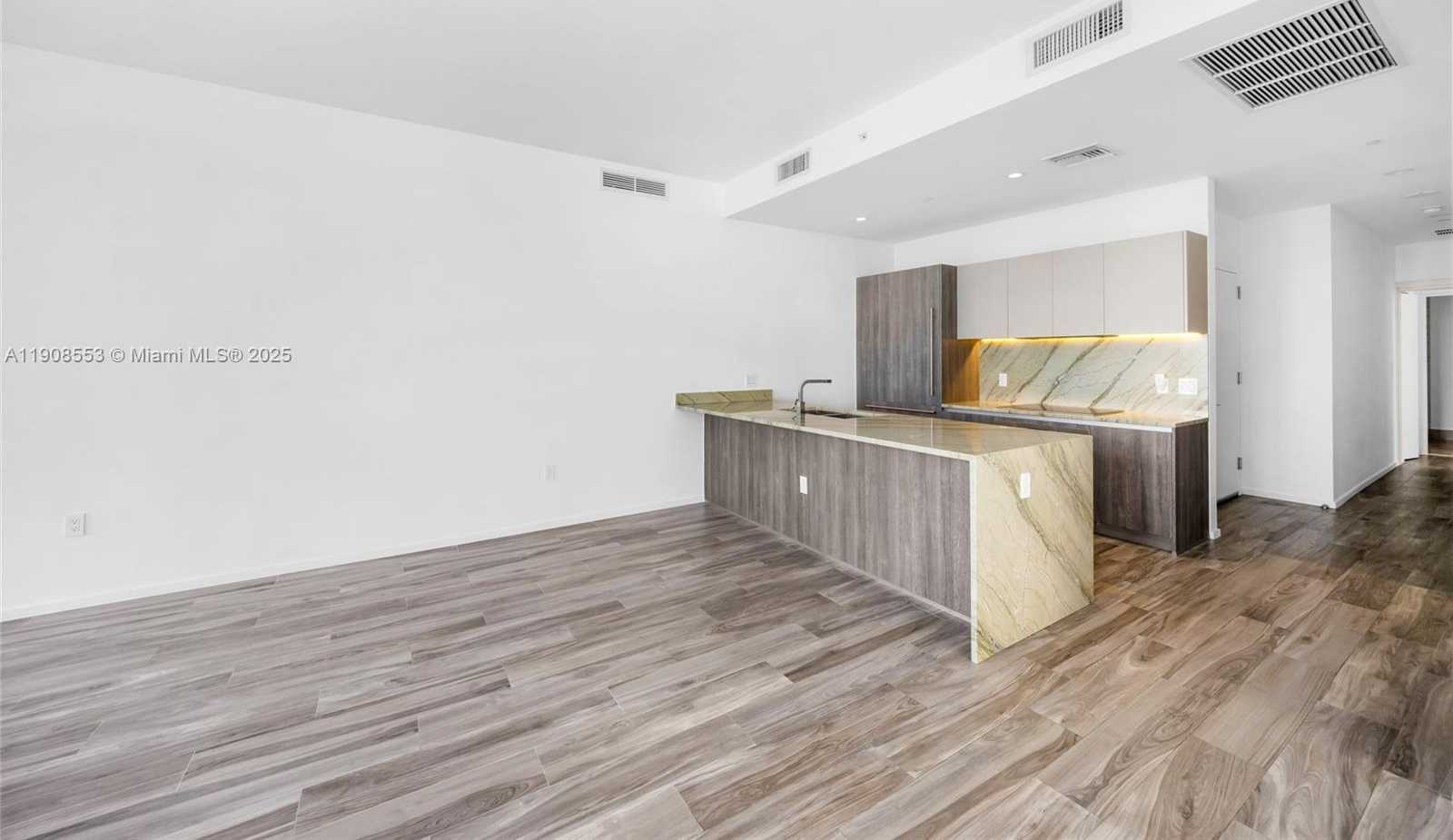 Small Image of 801 SOUTH MIAMI AVE #5204, Miami Number 8