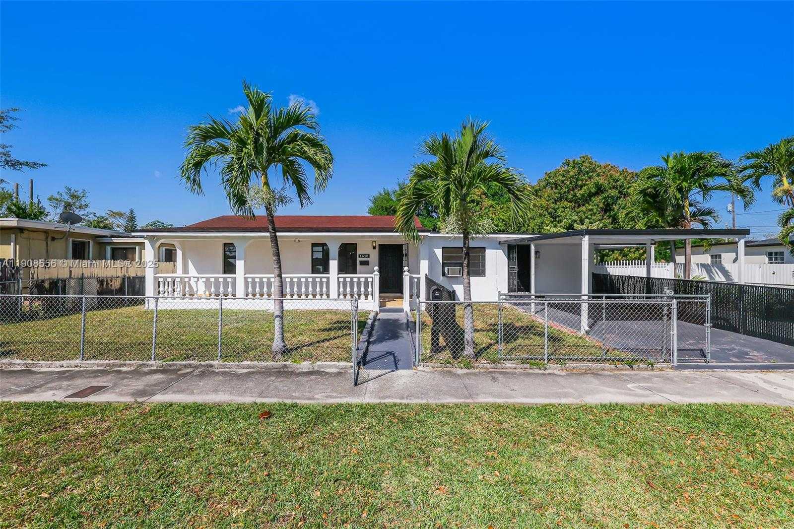 Small Image of Miami Number 2