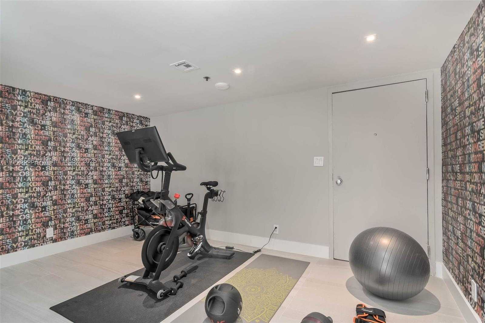 Small Image of 20355 NORTH EAST 34TH CT #2728, Aventura Number 30