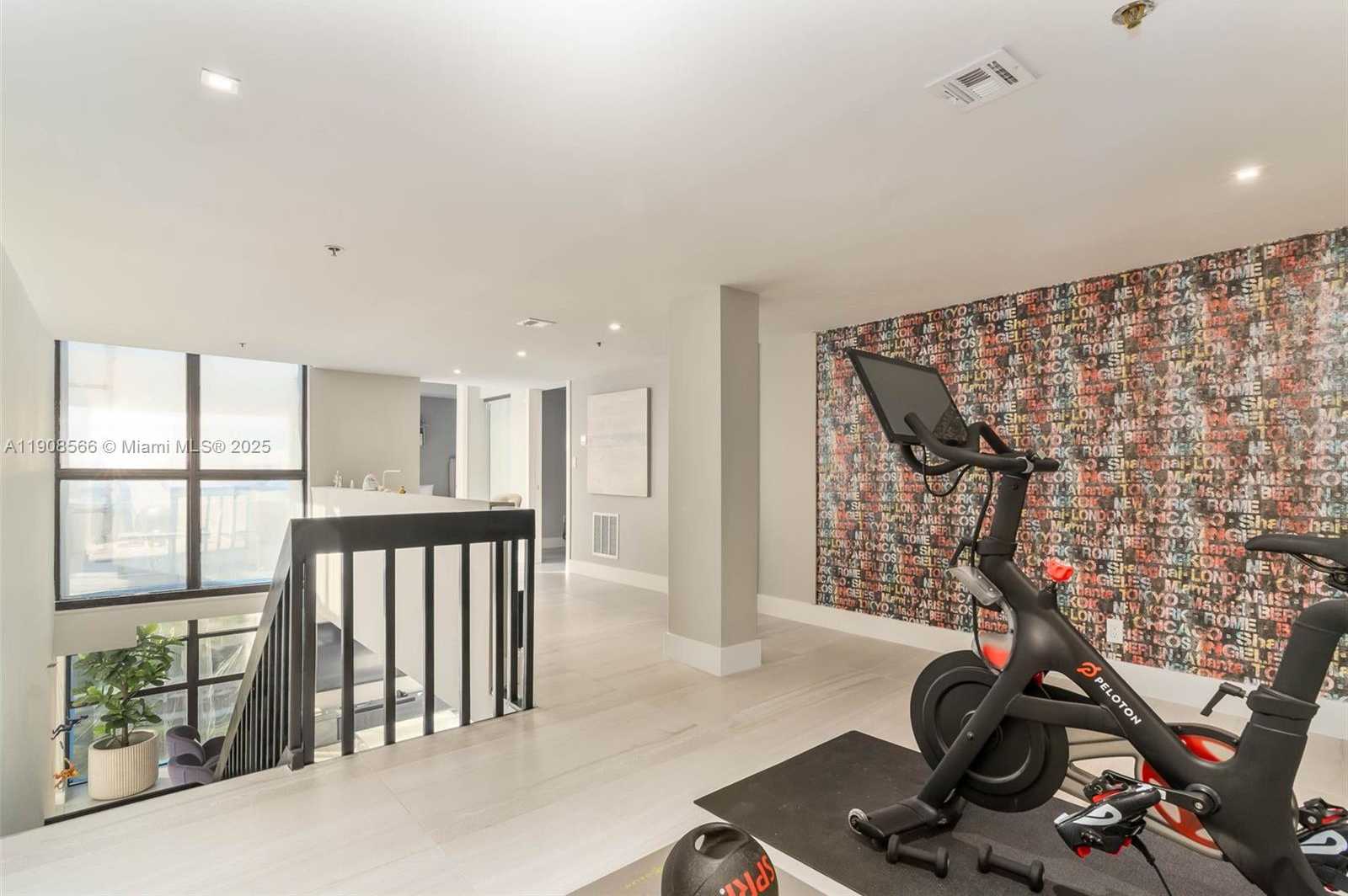 Small Image of 20355 NORTH EAST 34TH CT #2728, Aventura Number 31