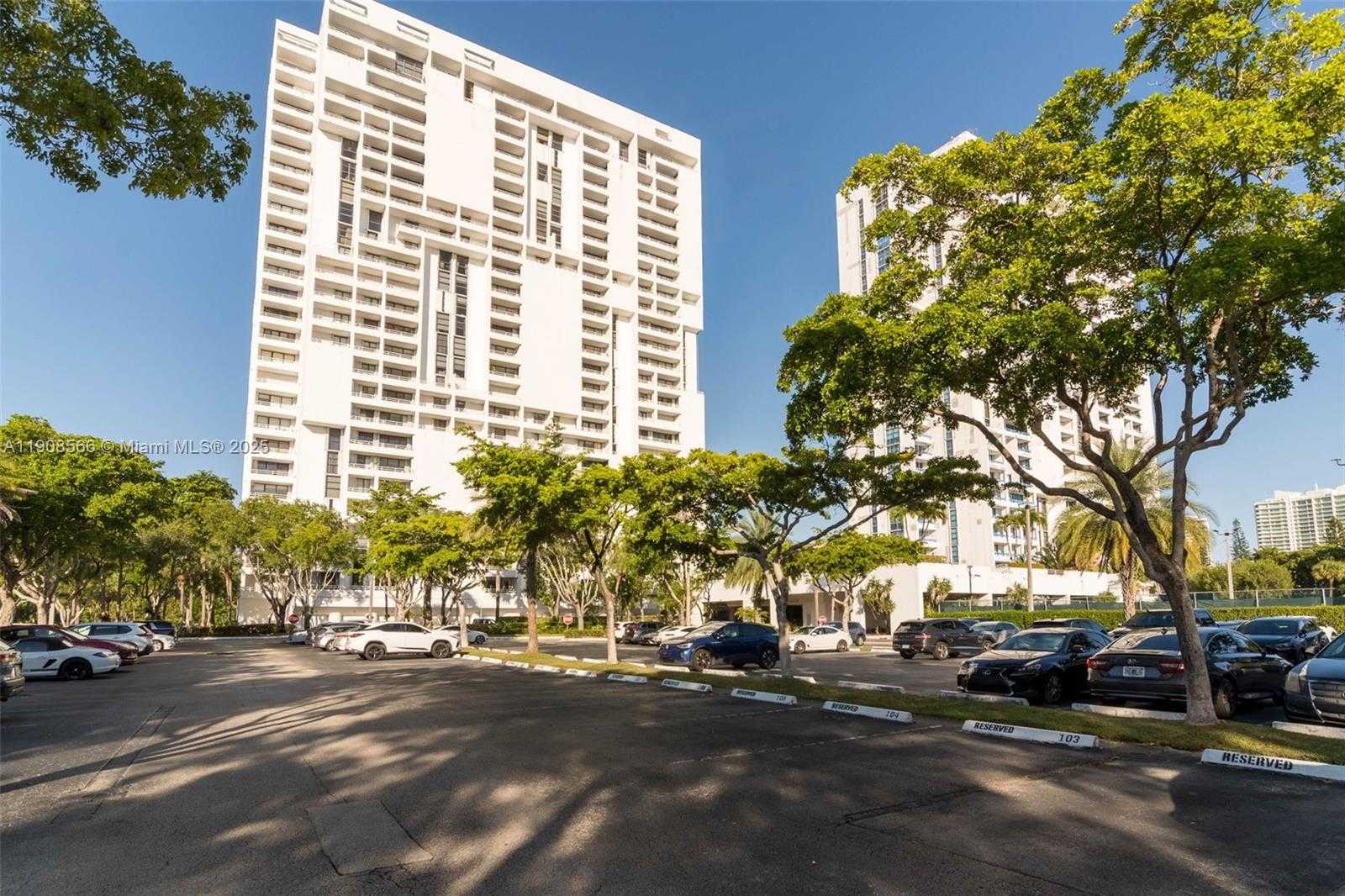 Small Image of 20355 NORTH EAST 34TH CT #2728, Aventura Number 34