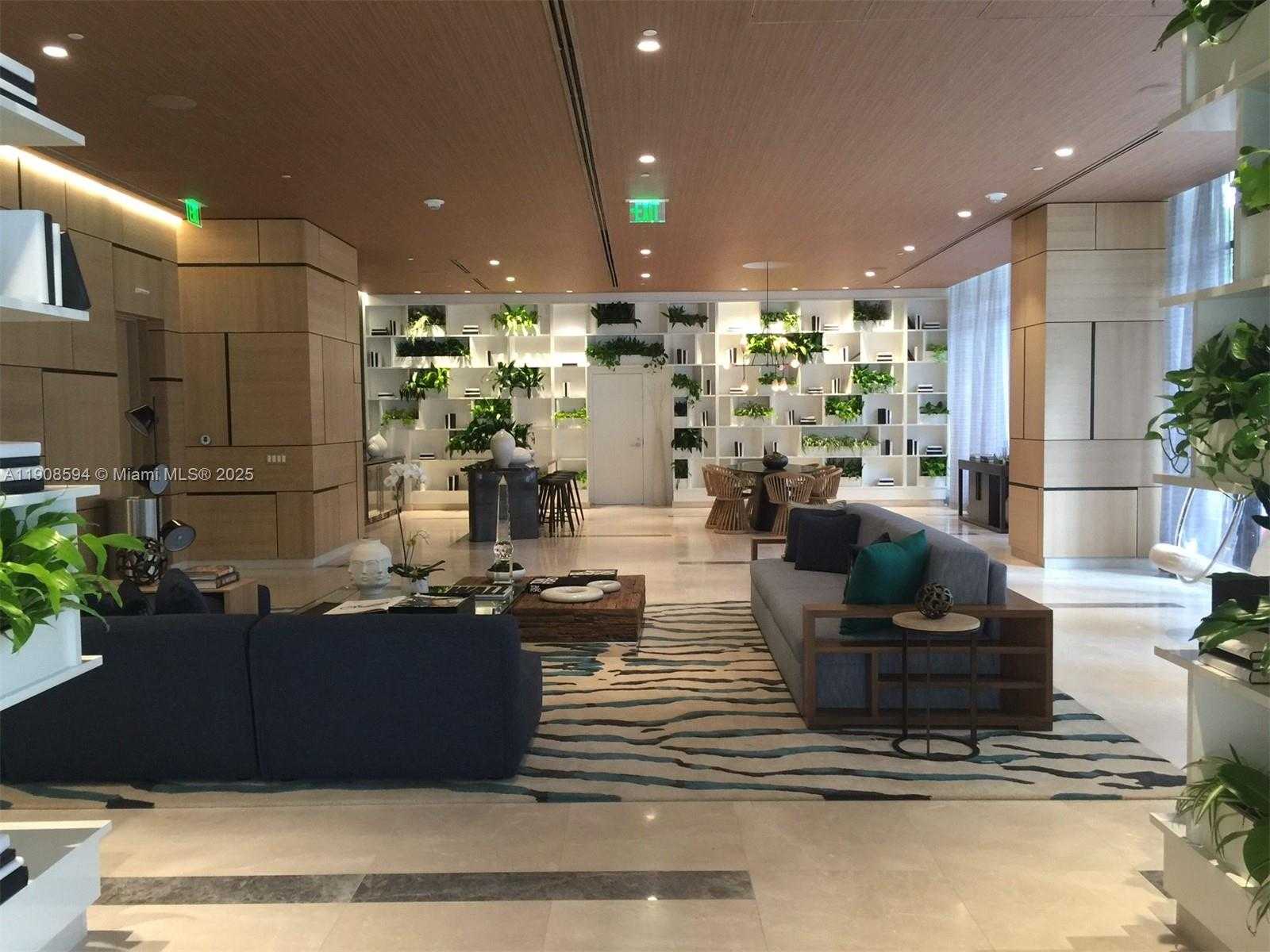 Small Image of 45 SOUTH WEST 9 ST #1402, Miami Number 14