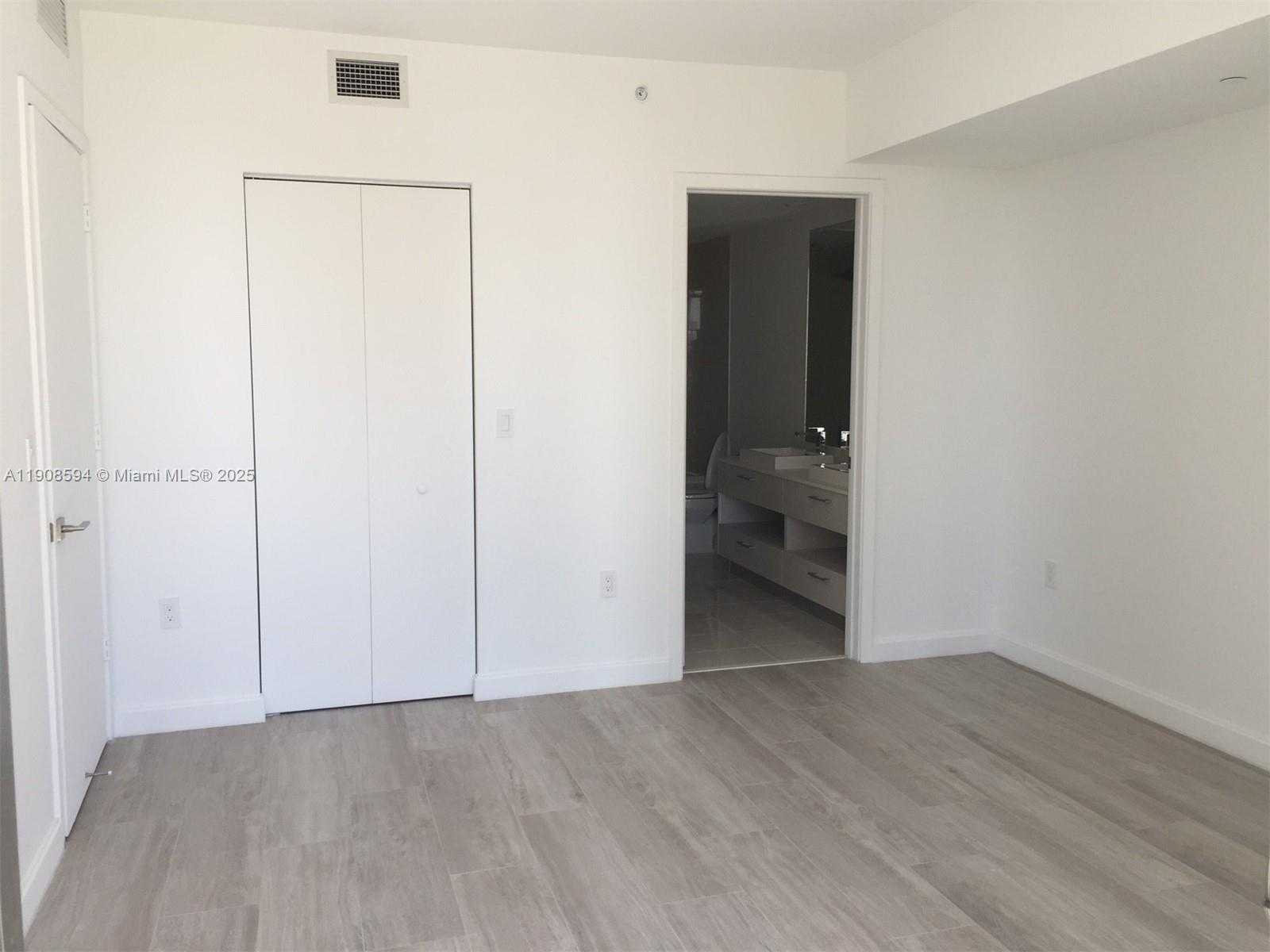 Small Image of 45 SOUTH WEST 9 ST #1402, Miami Number 2