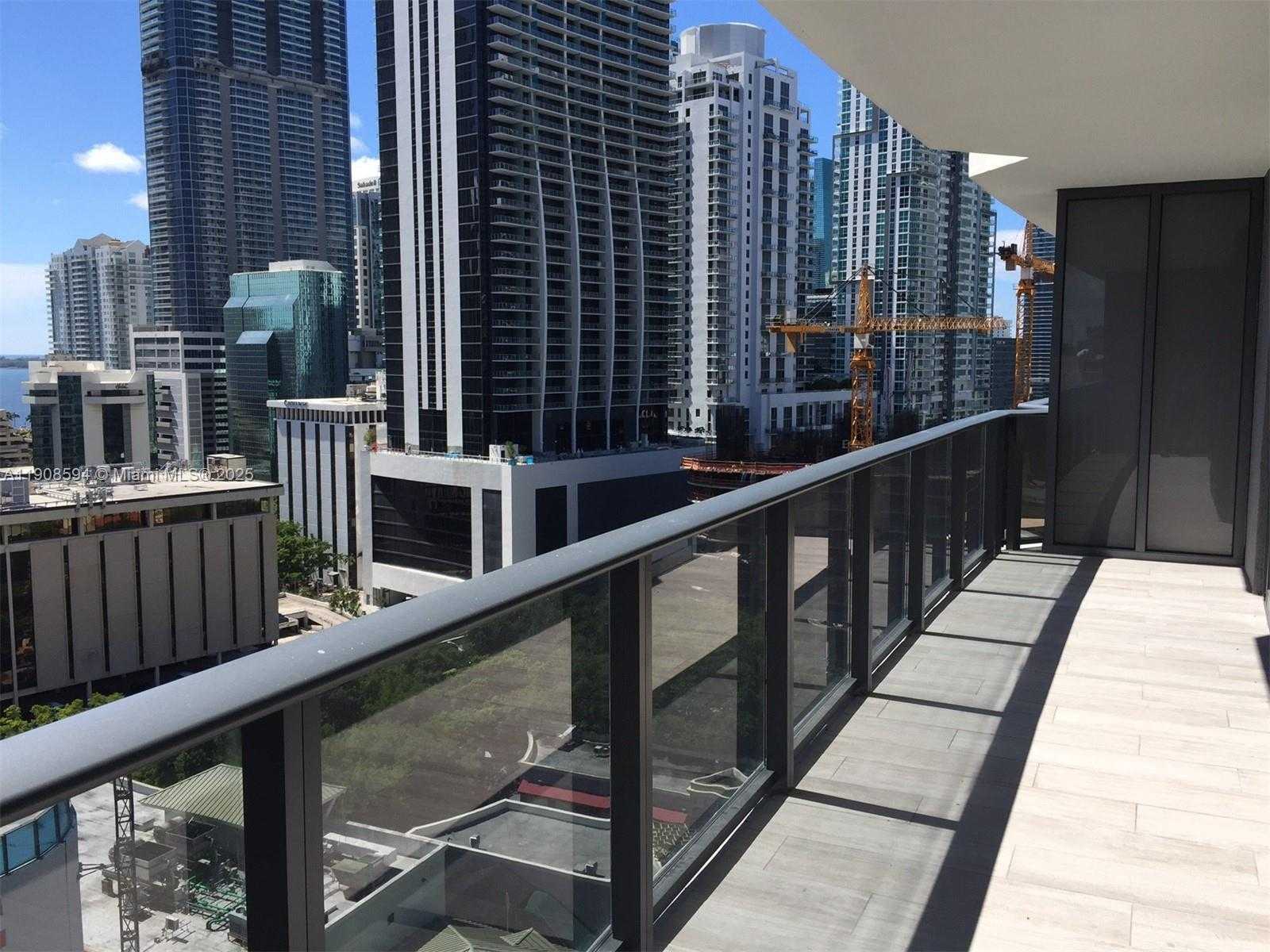 Small Image of 45 SOUTH WEST 9 ST #1402, Miami Number 6