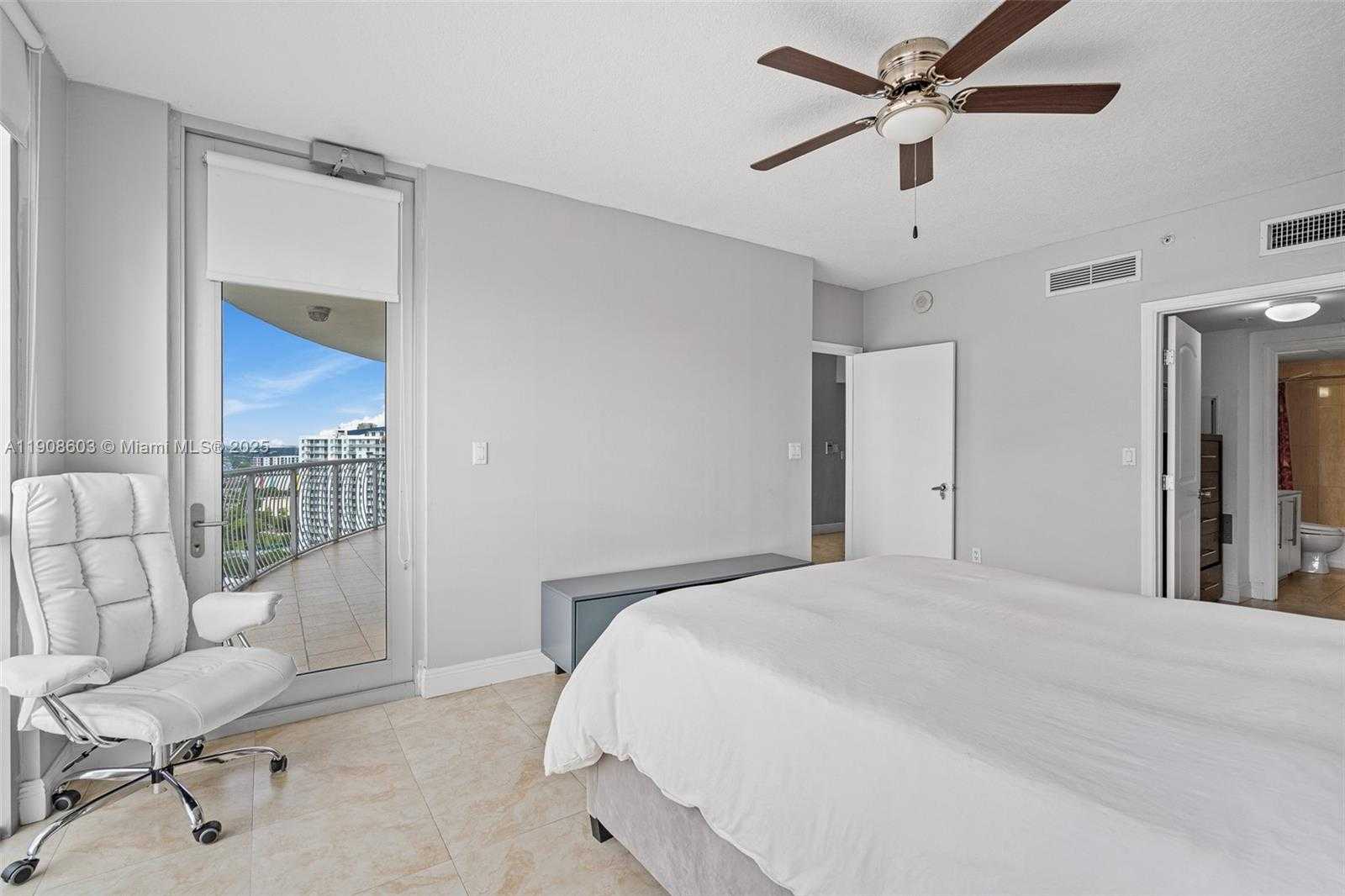 Small Image of 1750 NORTH BAYSHORE DR #2314, Miami Number 12