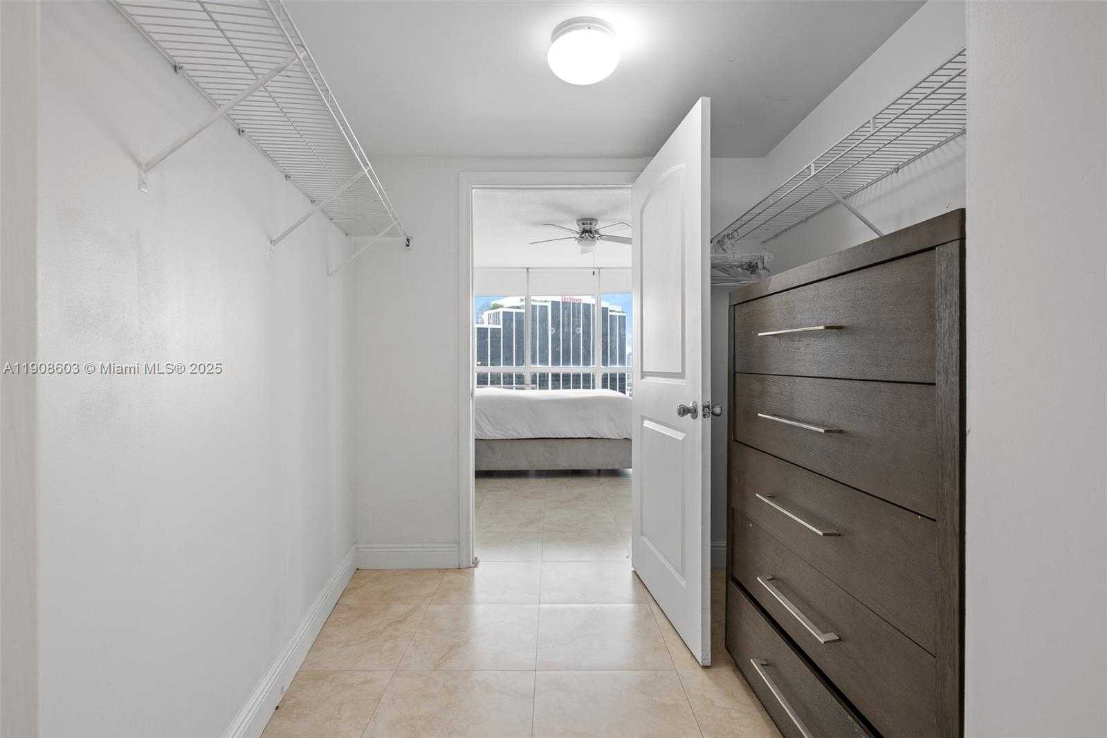 Small Image of 1750 NORTH BAYSHORE DR #2314, Miami Number 13