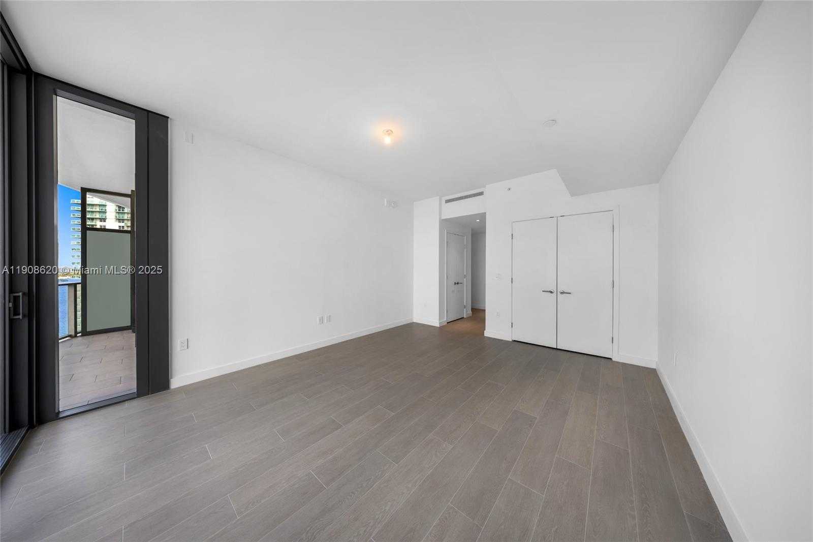 Small Image of 500 ALTON RD #1904, Miami Beach Number 17