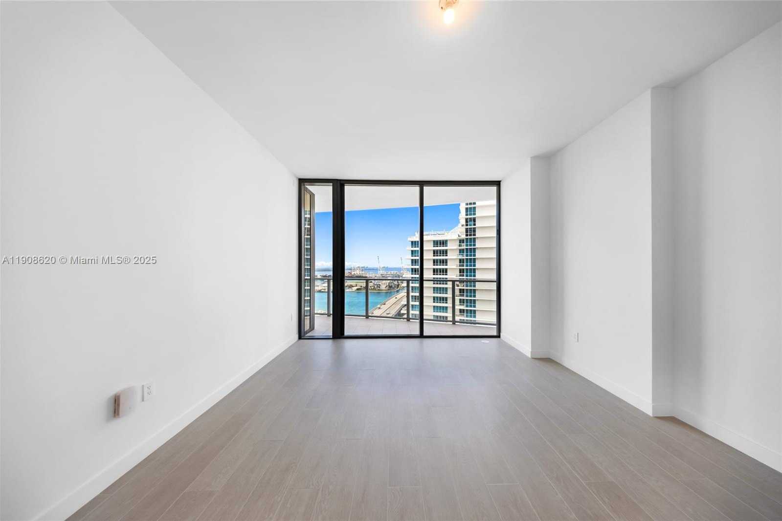 Small Image of 500 ALTON RD #1904, Miami Beach Number 20