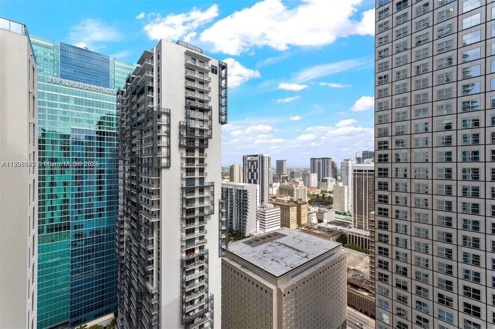 Small Image of 300 SOUTH BISCAYNE BLVD #T-3407, Miami Number 13