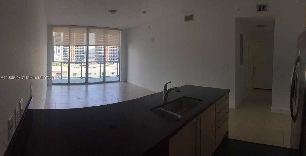 Small Image of 1111 SOUTH WEST 1ST AVE #2124-N, Miami Number 3