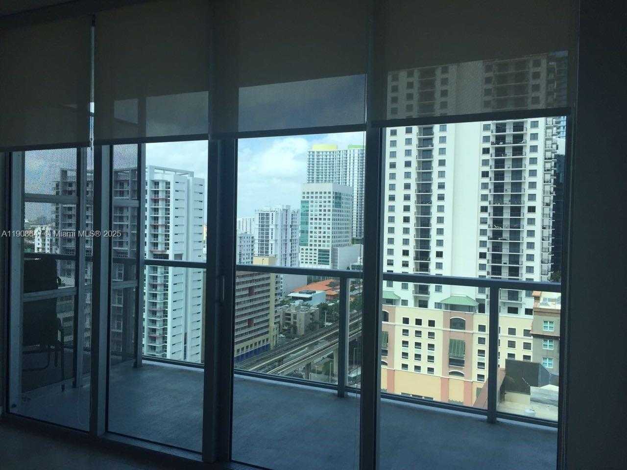Small Image of 1111 SOUTH WEST 1ST AVE #2124-N, Miami Number 5