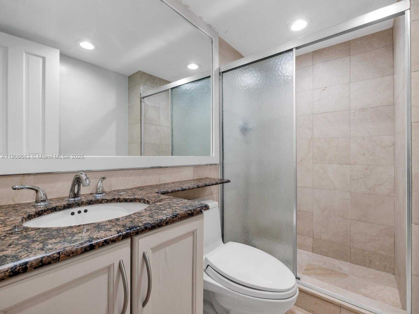 Small Image of 7135 COLLINS AVE #523, Miami Beach Number 16