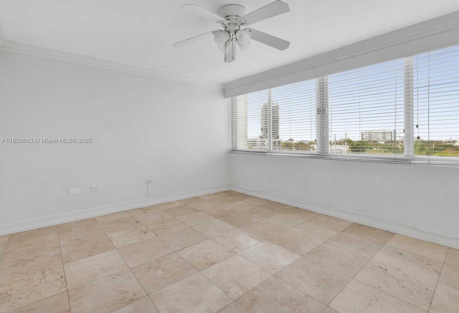 Small Image of 7135 COLLINS AVE #523, Miami Beach Number 18