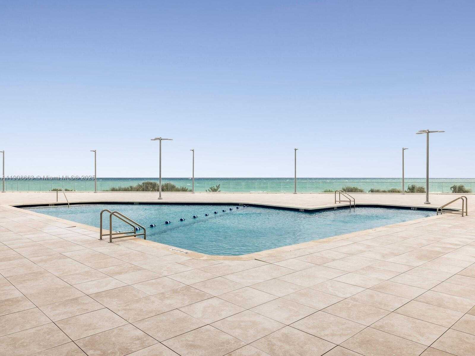 Small Image of 7135 COLLINS AVE #523, Miami Beach Number 20