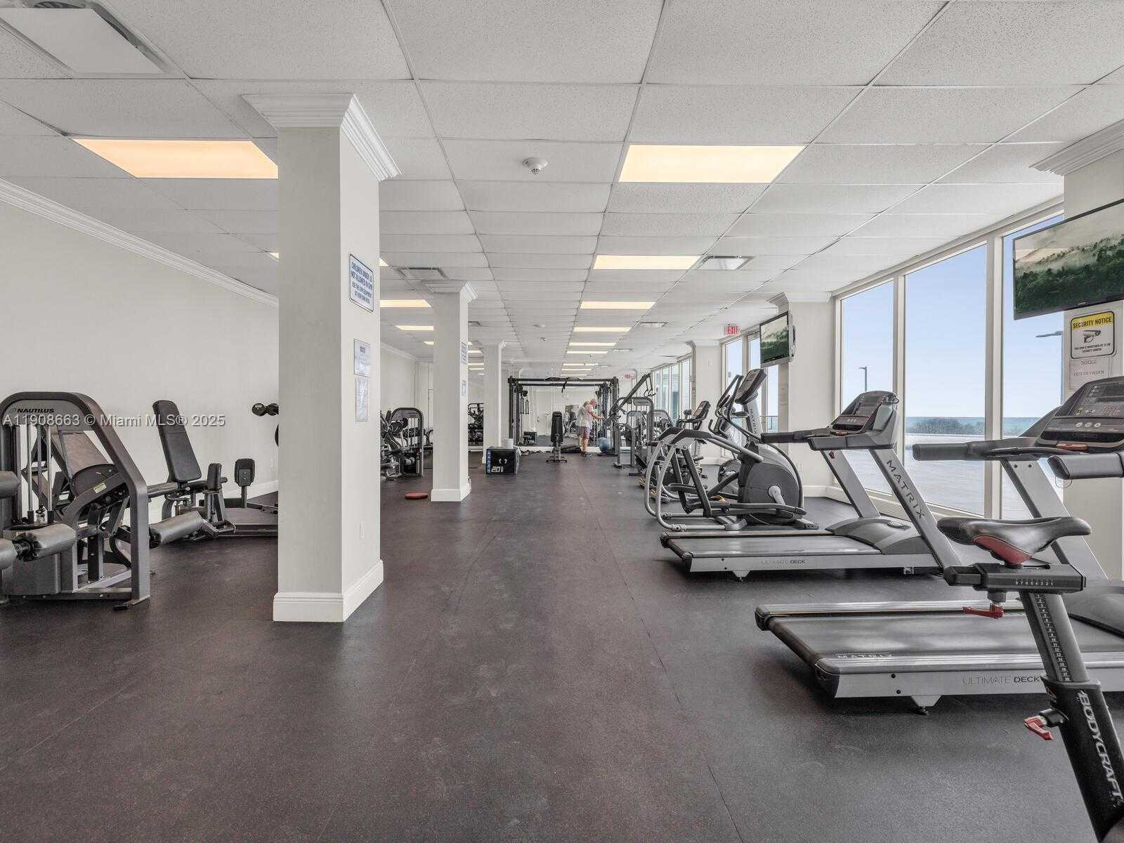 Small Image of 7135 COLLINS AVE #523, Miami Beach Number 21