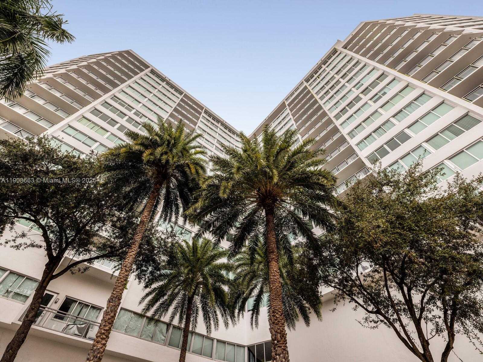 Small Image of 7135 COLLINS AVE #523, Miami Beach Number 4