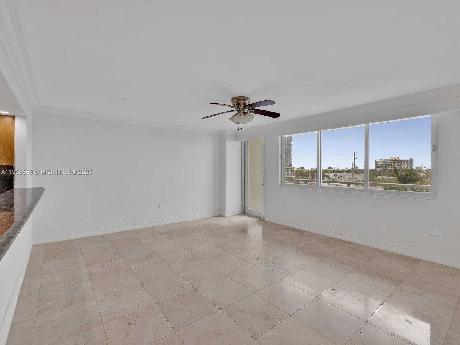 Small Image of 7135 COLLINS AVE #523, Miami Beach Number 8