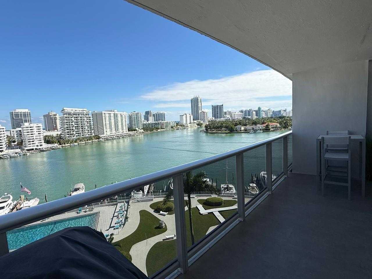Small Image of 900 BAY DR #818, Miami Beach Number 18