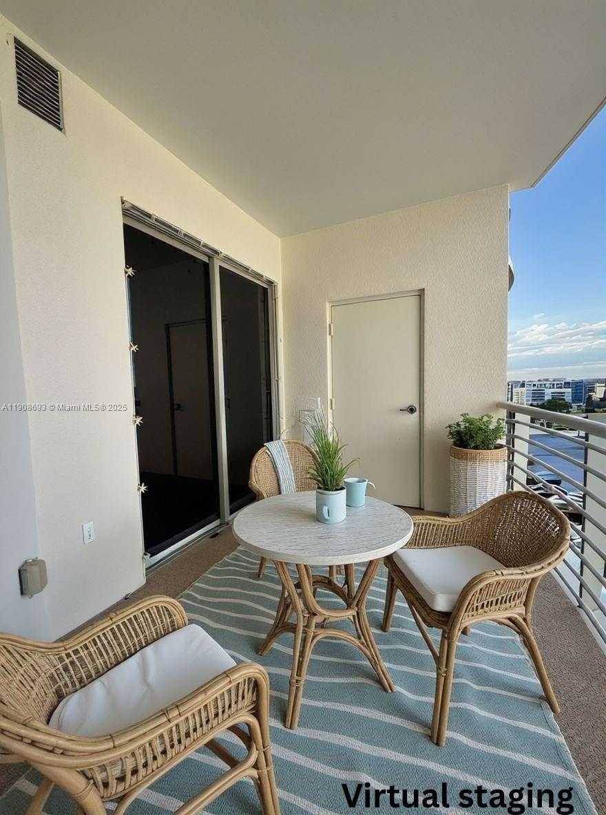 Small Image of 1830 RADIUS DR #1102, Hollywood Number 13