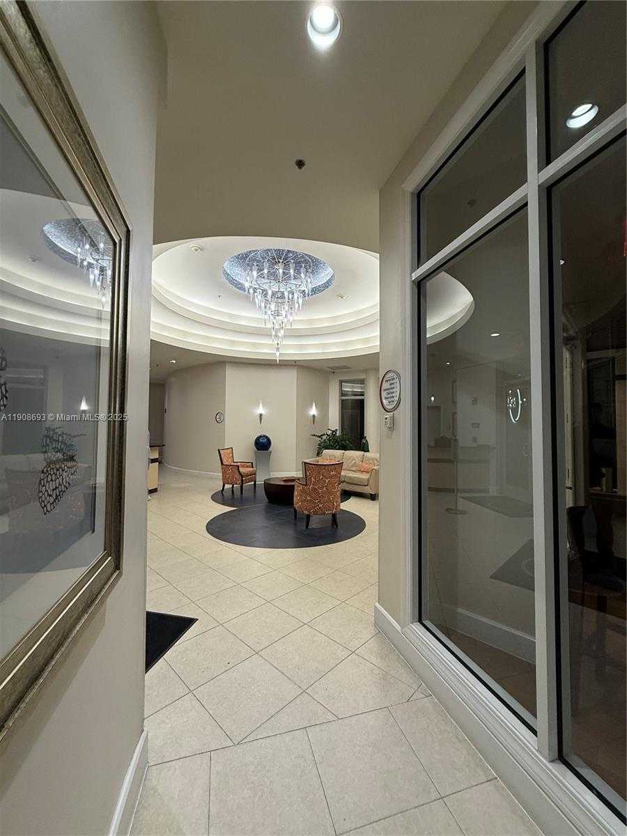 Small Image of 1830 RADIUS DR #1102, Hollywood Number 17