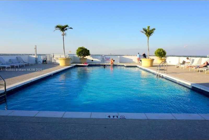 Small Image of 1830 RADIUS DR #1102, Hollywood Number 18