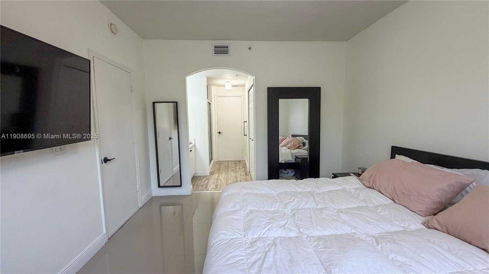 Small Image of 6420 NORTH WEST 114TH AVE #1322, Doral Number 11