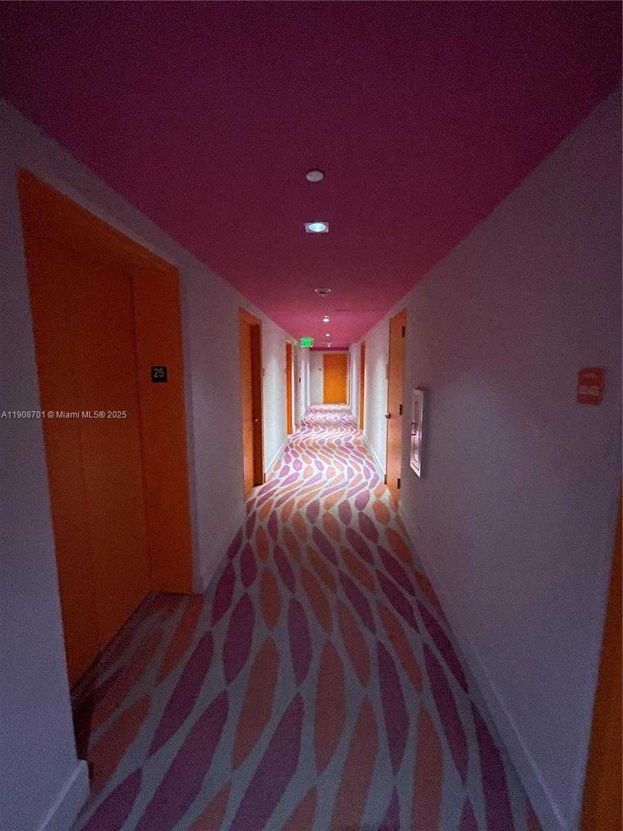 Small Image of 31 SOUTH EAST 6TH ST #2503, Miami Number 37