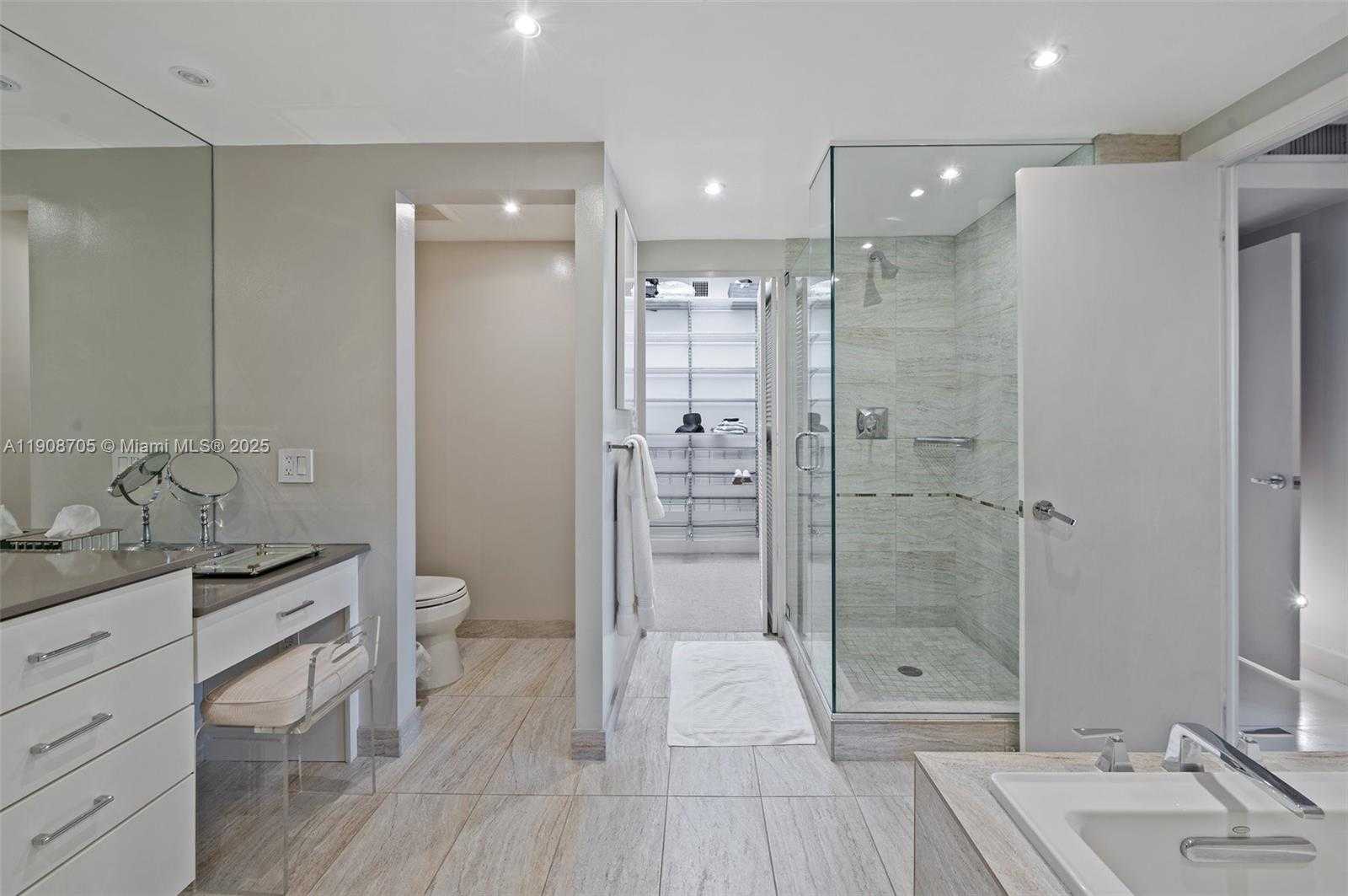 Small Image of 10205 COLLINS AVE #1007, Bal Harbour Number 22