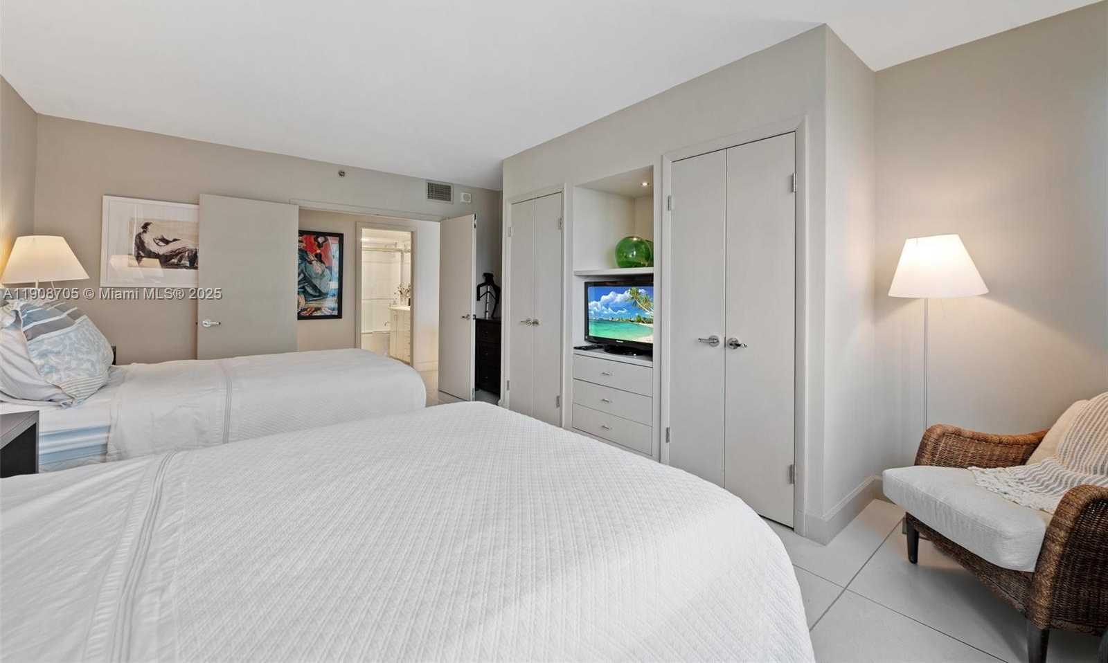 Small Image of 10205 COLLINS AVE #1007, Bal Harbour Number 27