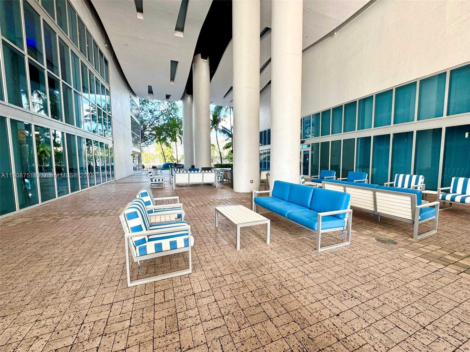 Small Image of 185 SOUTH WEST 7TH ST #1402, Miami Number 34