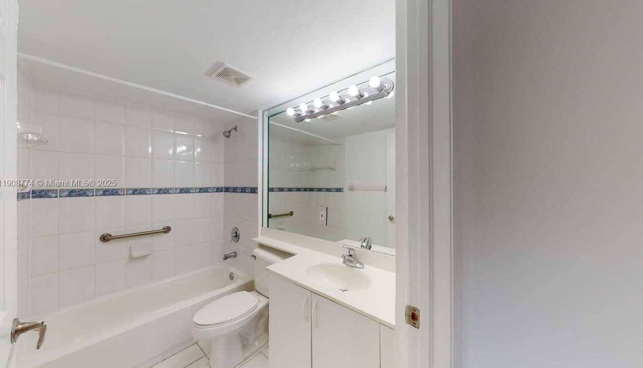 Small Image of 2415 NORTH WEST 16TH ST RD #410-1, Miami Number 23