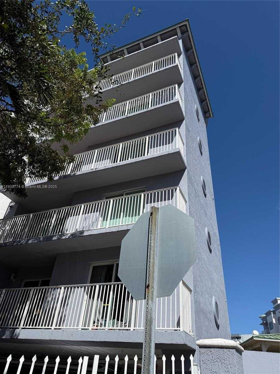 Small Image of 2415 NORTH WEST 16TH ST RD #410-1, Miami Number 28