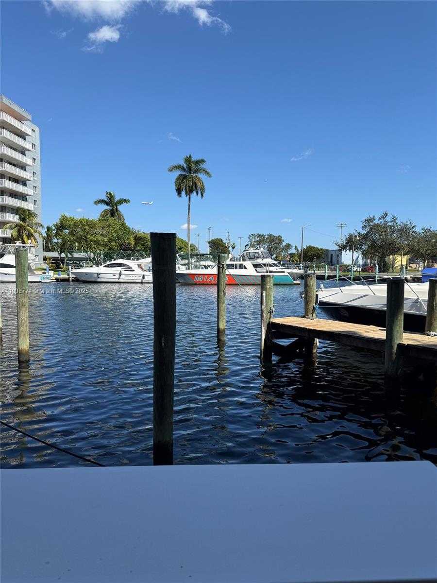 Small Image of 2415 NORTH WEST 16TH ST RD #410-1, Miami Number 29