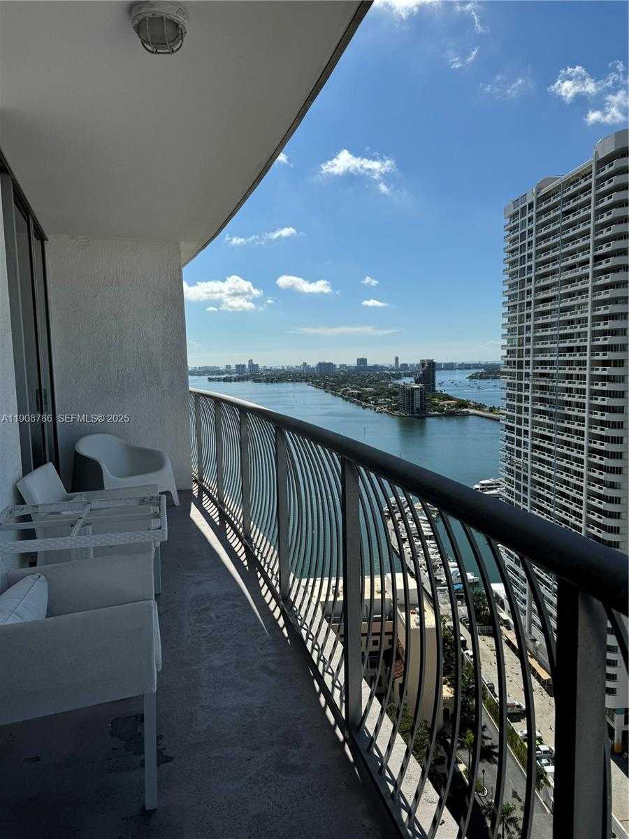 Small Image of 1750 NORTH BAYSHORE DR #2706, Miami Number 1