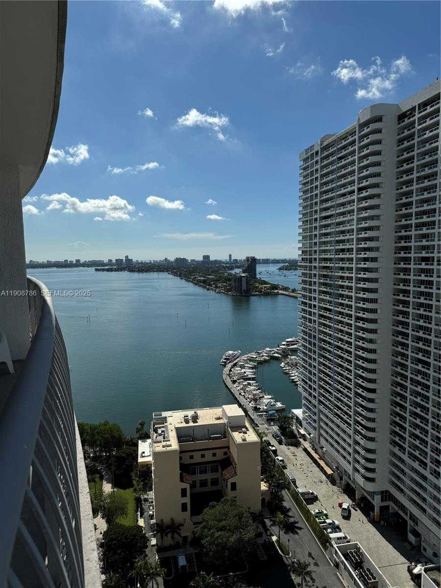 Small Image of 1750 NORTH BAYSHORE DR #2706, Miami Number 4