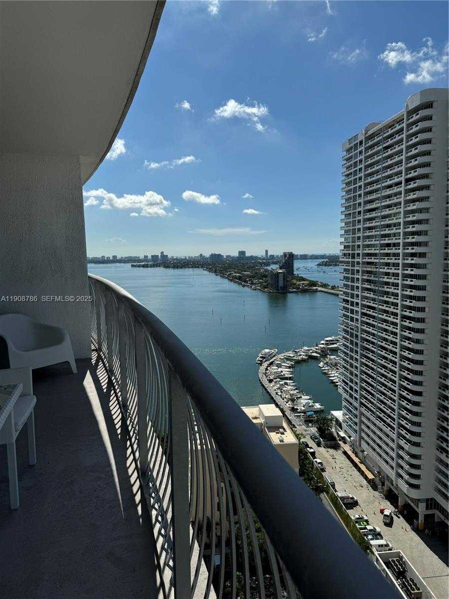 Small Image of 1750 NORTH BAYSHORE DR #2706, Miami Number 5