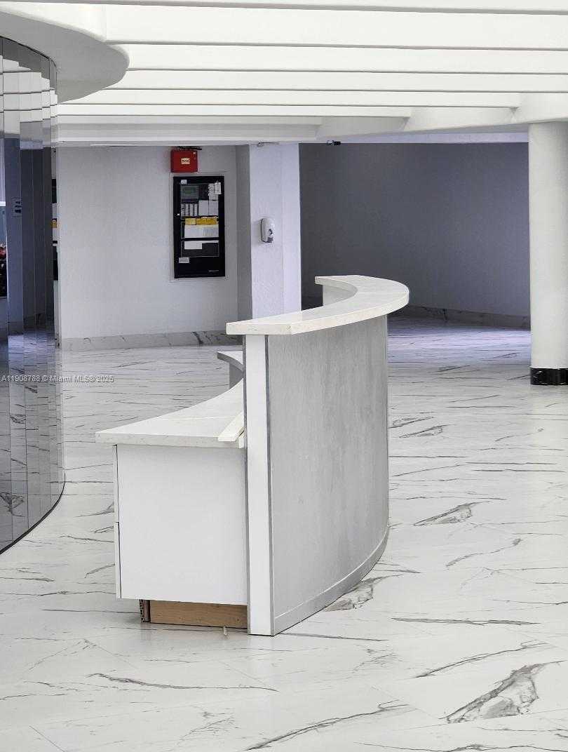 Small Image of 1890 SOUTH OCEAN DR #607, Hallandale Beach Number 23