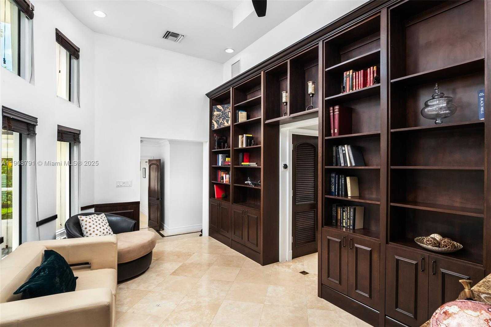 Small Image of 1051 NORTH EAST 89TH ST, Miami Number 21