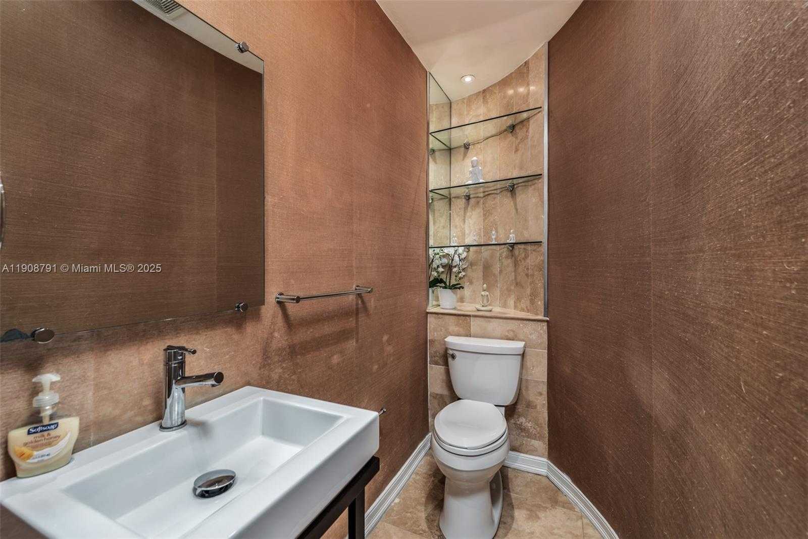 Small Image of 1051 NORTH EAST 89TH ST, Miami Number 41