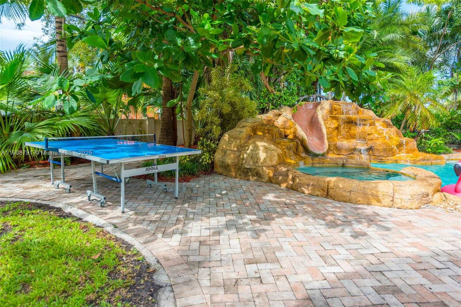 Small Image of 1051 NORTH EAST 89TH ST, Miami Number 5