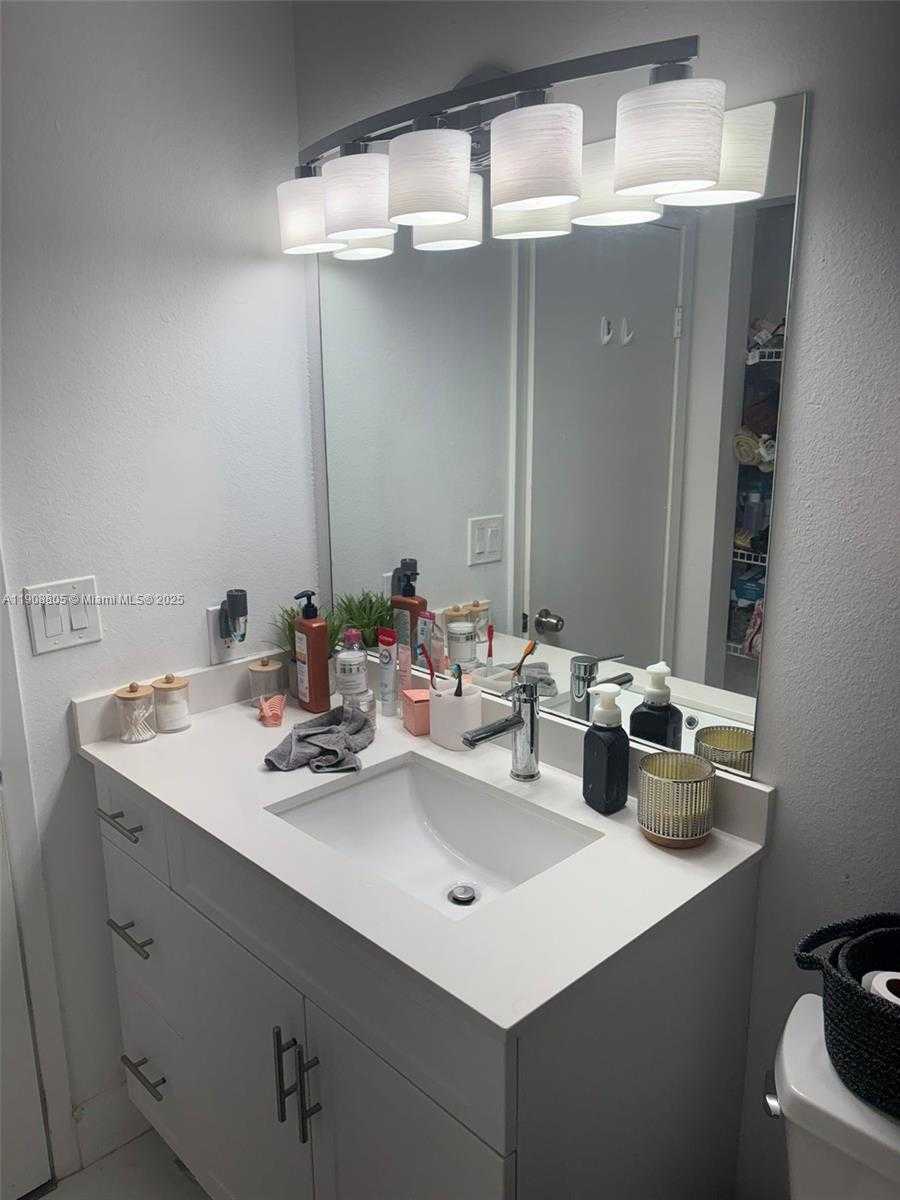 Small Image of 15560 SOUTH WEST 106TH LN #1310, Miami Number 12