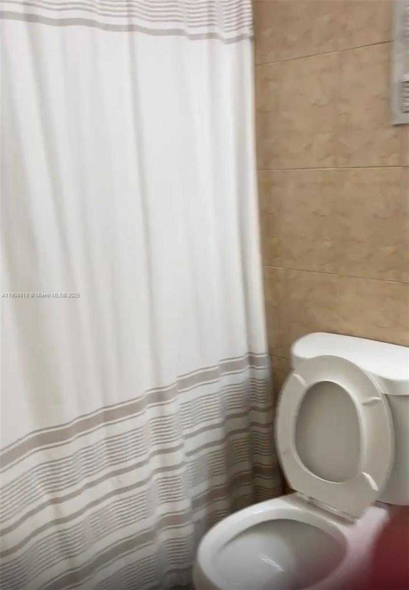 Small Image of 16851 NORTH EAST 23RD AVE #A-519, North Miami Beach Number 7