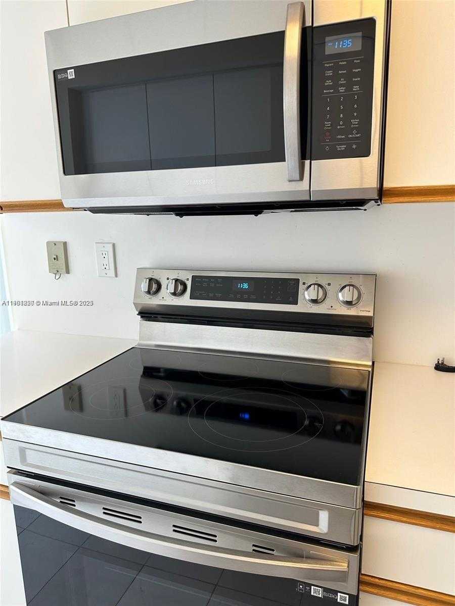 Small Image of 19101 NORTH EAST 36TH CT #2008, Aventura Number 11