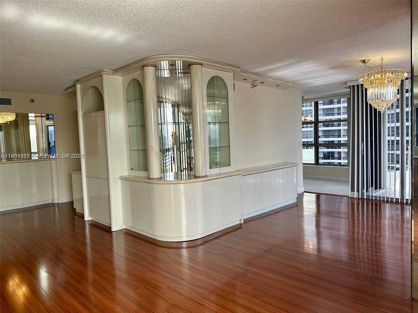 Small Image of 19101 NORTH EAST 36TH CT #2008, Aventura Number 5