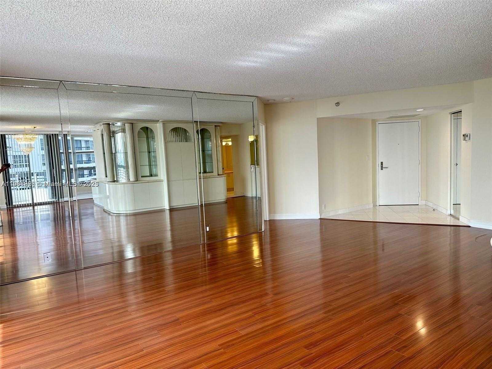 Small Image of 19101 NORTH EAST 36TH CT #2008, Aventura Number 6