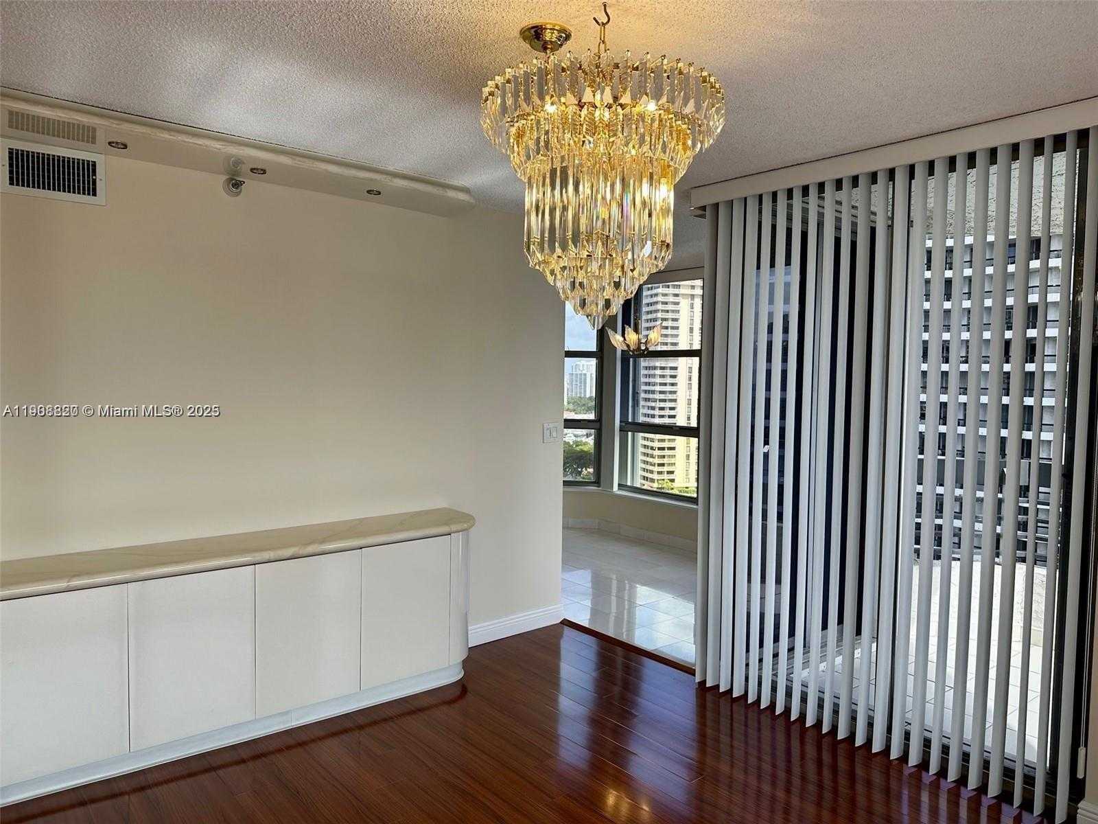 Small Image of 19101 NORTH EAST 36TH CT #2008, Aventura Number 7