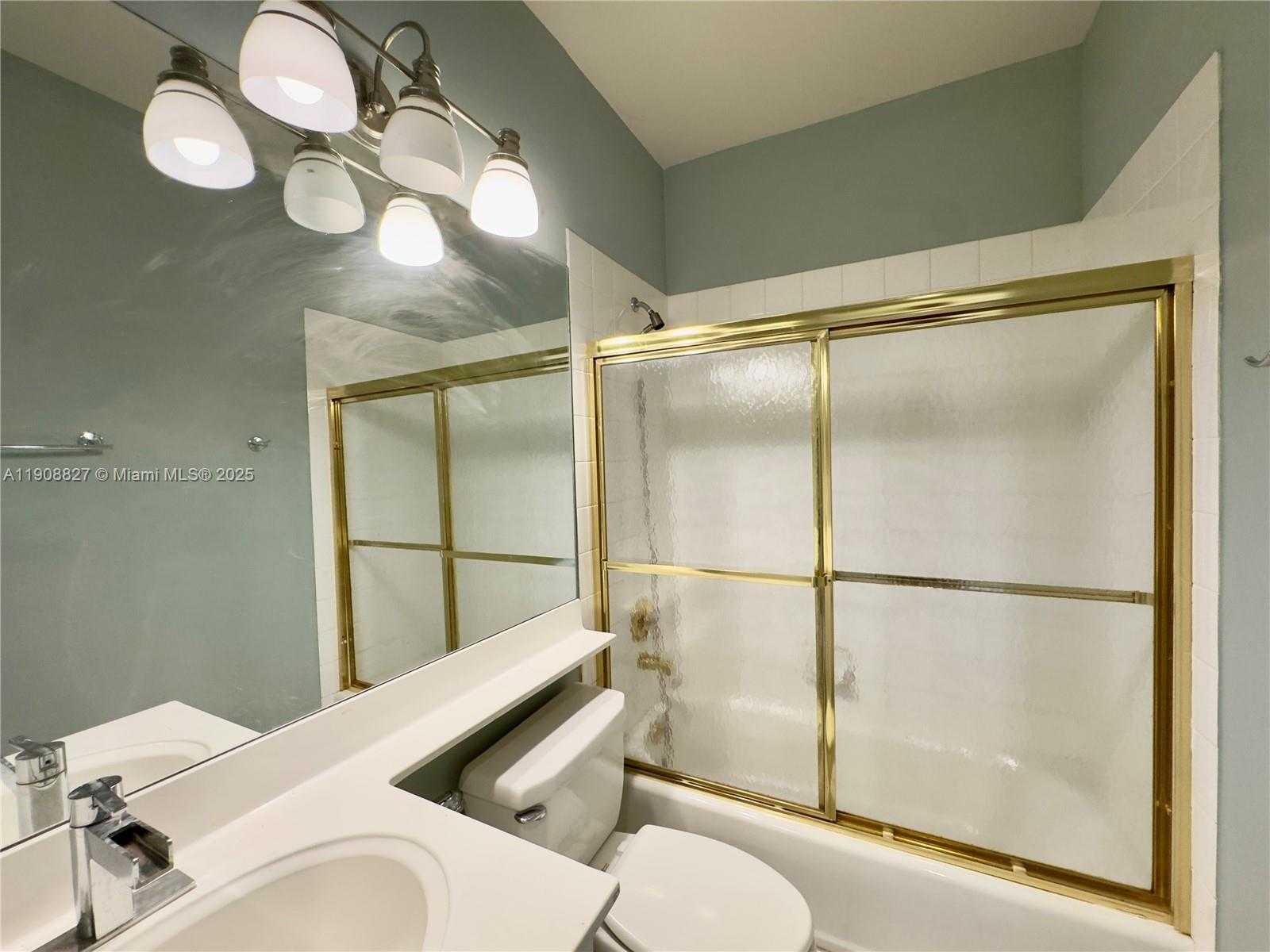 Small Image of 3728 NORTH EAST 208TH TER #3728, Aventura Number 21