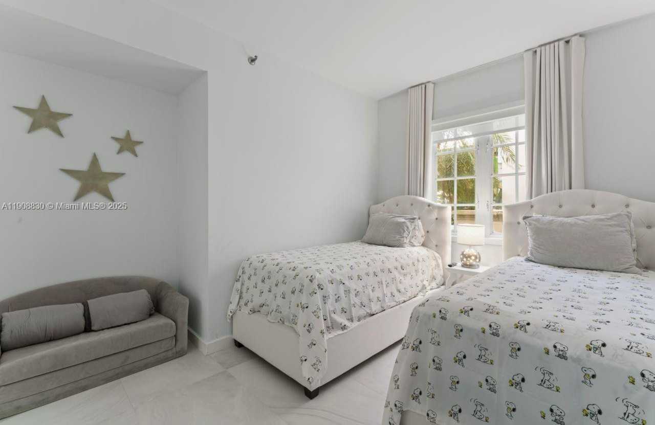 Small Image of 19217 FISHER ISLAND DR #19217, Miami Beach Number 27