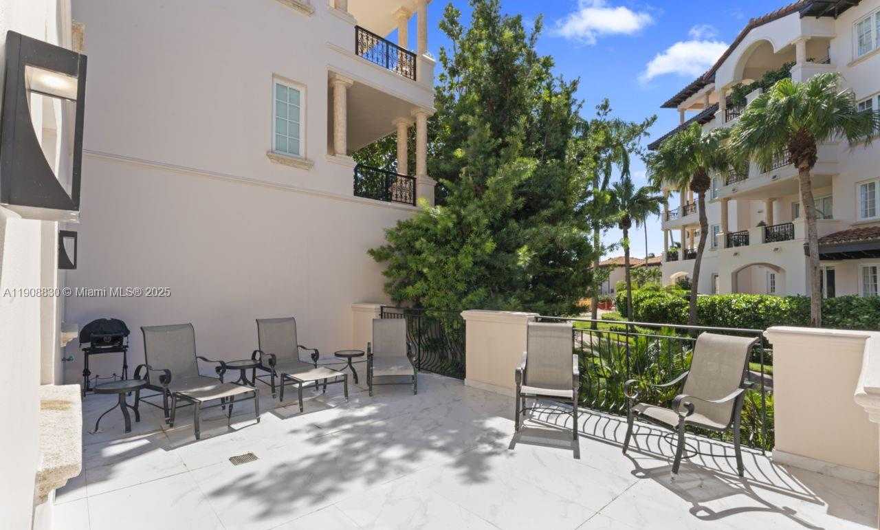 Small Image of 19217 FISHER ISLAND DR #19217, Miami Beach Number 34